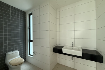 Villa 33, Bukit Manda'rina