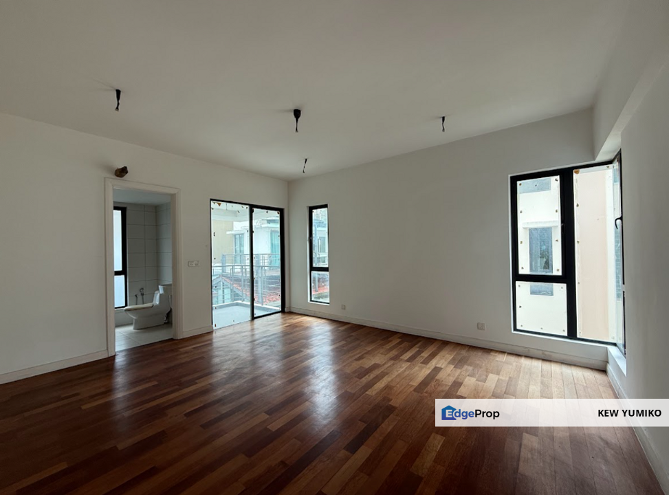 Super Cheap 3 Storey Bungalow, Villa 33, Kuala Lumpur, Cheras