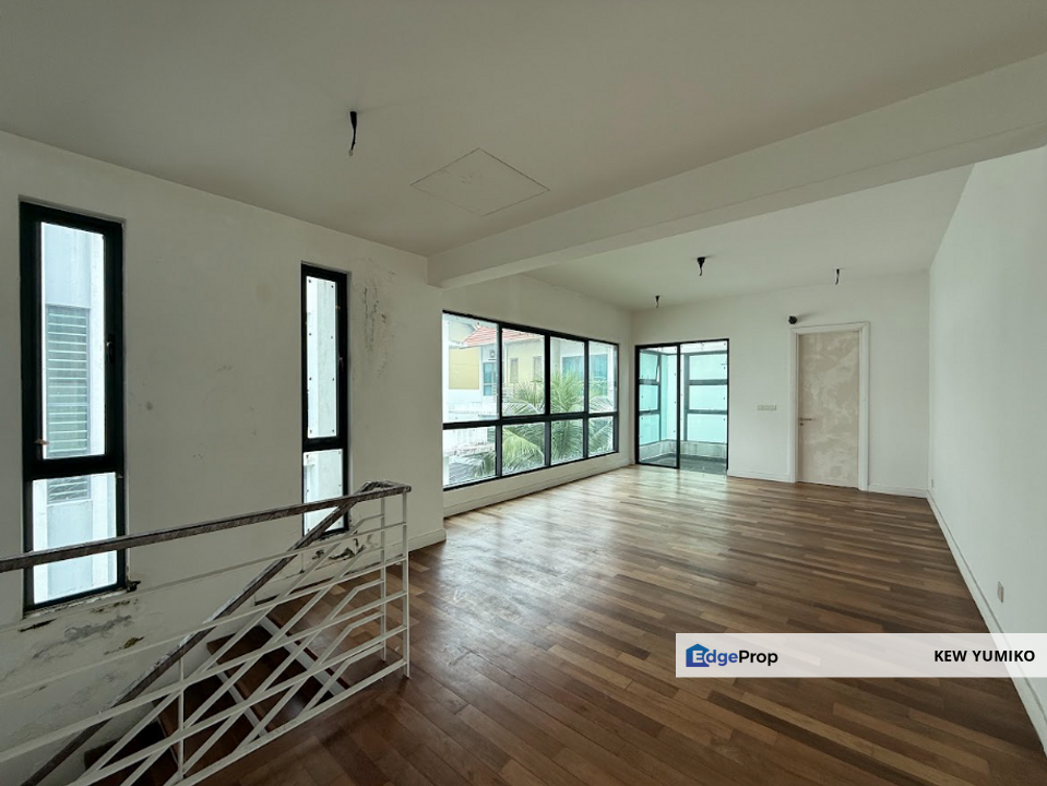 Super Cheap 3 Storey Bungalow, Villa 33, Kuala Lumpur, Cheras