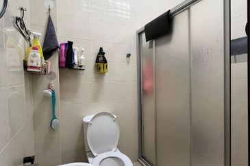 Super Cheap Renovated Double Storey Terrace, SS18 Subang Jaya 