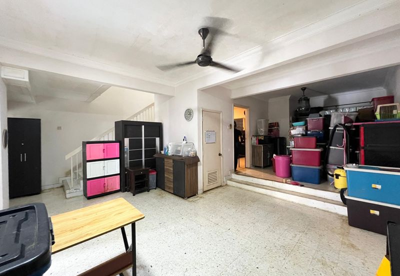 Super Cheap Renovated Double Storey Terrace, SS18 Subang Jaya 