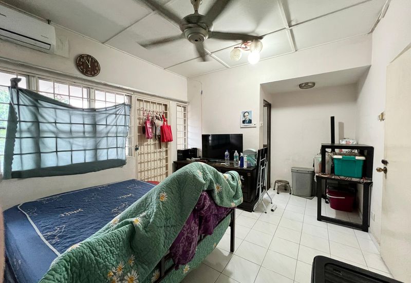 Super Cheap Renovated Double Storey Terrace, SS18 Subang Jaya 