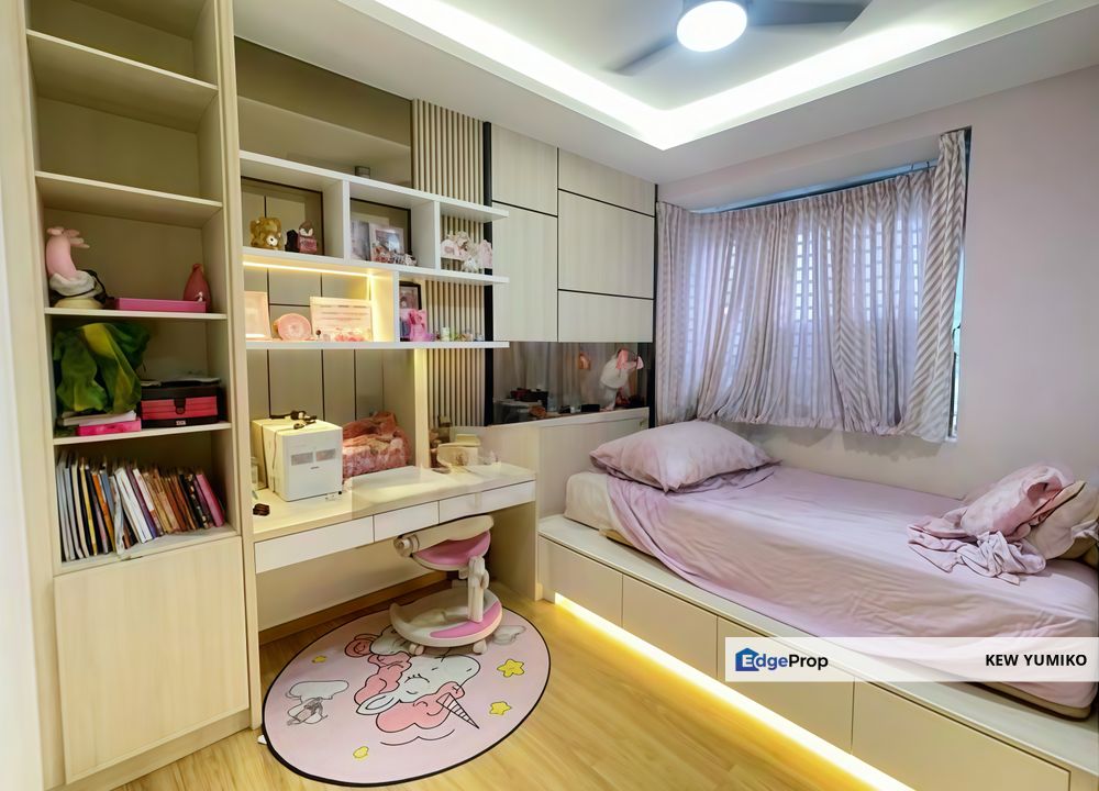 Super Cheap Fully Renovated 2 Storey Bungalow Ivory Heights, Selangor, Rawang