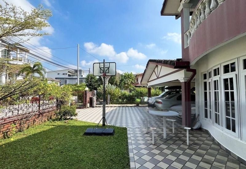 Taman Tun Dr Ismail (TTDI)