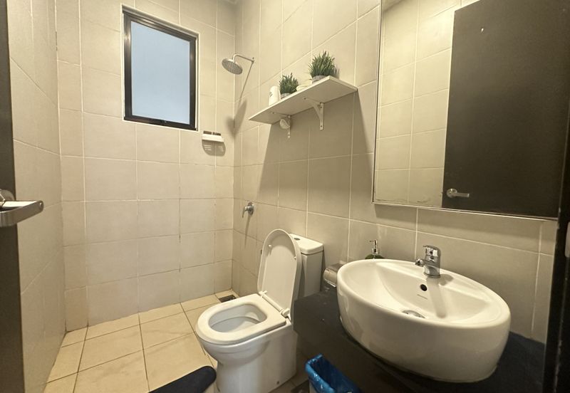 Super Cheap Renovated Corner 2 Storey Semi-D, Sutera Residences Kajang