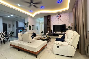 Super Cheap Renovated Corner 2 Storey Semi-D, Sutera Residences Kajang