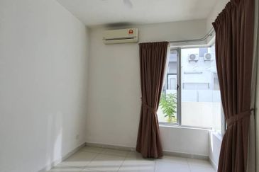 Parkfield Residences, Tropicana Heights