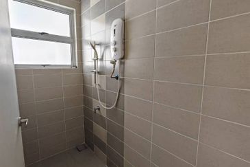 Parkfield Residences, Tropicana Heights