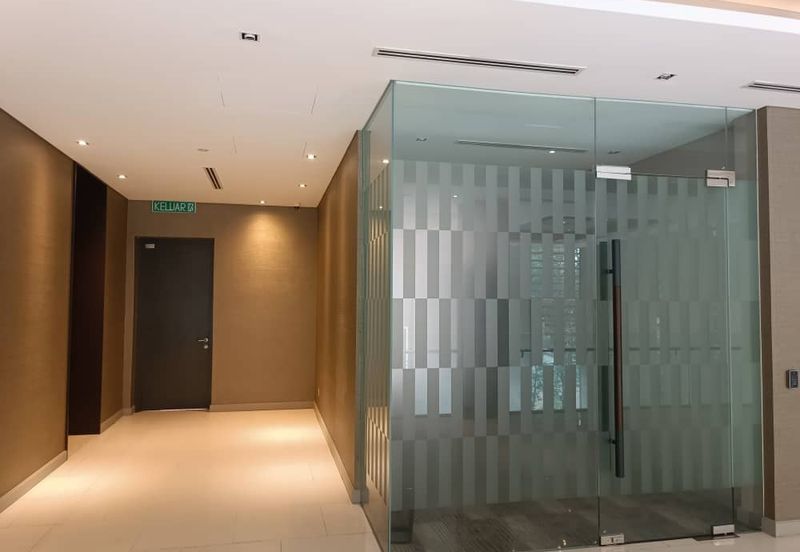 Super Cheap 3 Storey Strata Bungalow Commercial, Pavilion Ceylon Hill