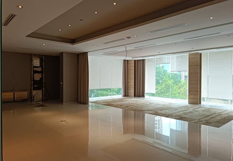 Super Cheap 3 Storey Strata Bungalow Commercial, Pavilion Ceylon Hill