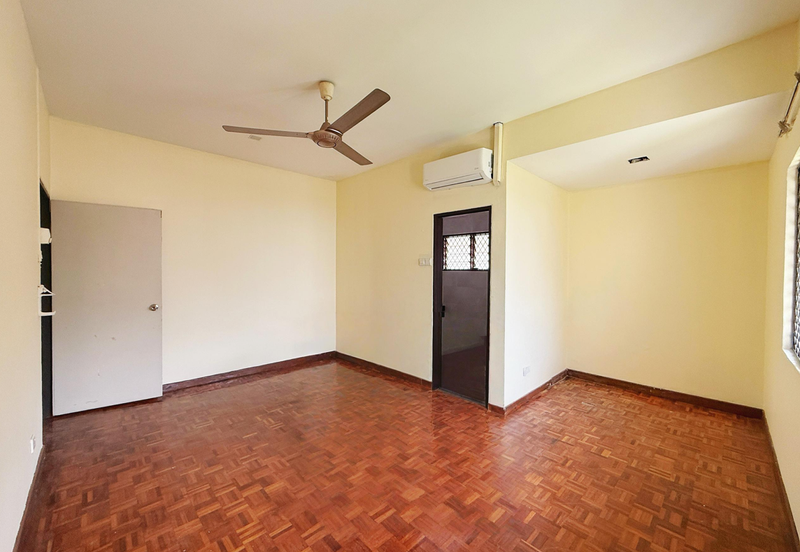 Spacious Guarded Home with Loft Charm 2 Storey Bungalow, TTDI KL