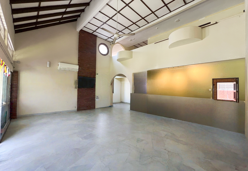 Spacious Guarded Home with Loft Charm 2 Storey Bungalow, TTDI KL