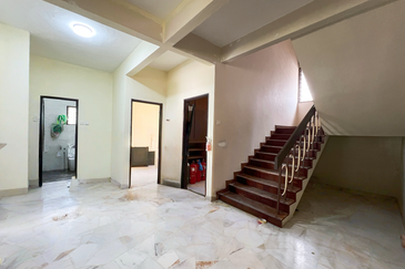 Spacious Guarded Home with Loft Charm 2 Storey Bungalow, TTDI KL