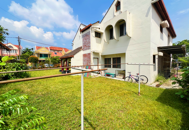 Spacious Guarded Home with Loft Charm 2 Storey Bungalow, TTDI KL