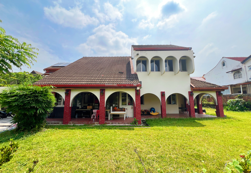 Spacious Guarded Home with Loft Charm 2 Storey Bungalow, TTDI KL