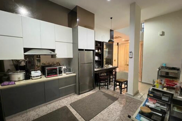 Super Cheap 2 Storey Corner Bungalow, Taman Tun Dr Ismail, Ttdi