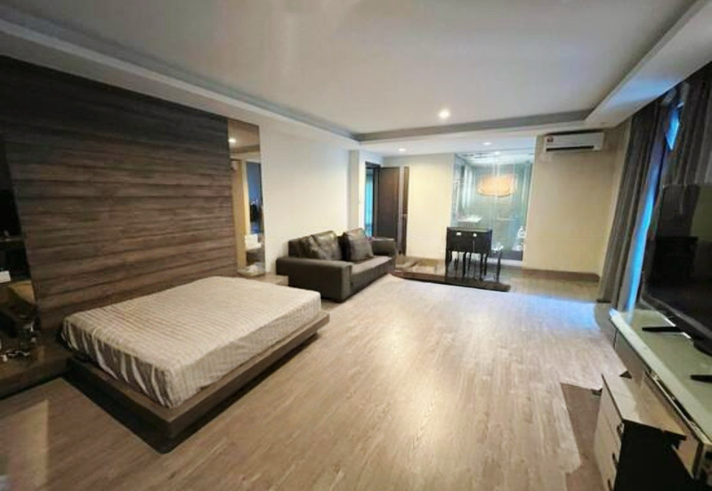 Super Cheap 2 Storey Corner Bungalow, Taman Tun Dr Ismail, Ttdi