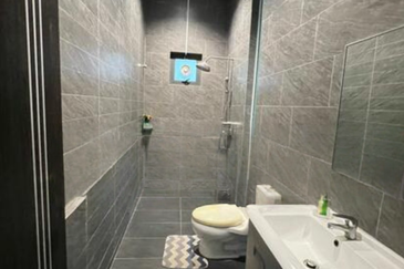 Super Cheap 2 Storey Corner Bungalow, Taman Tun Dr Ismail, Ttdi