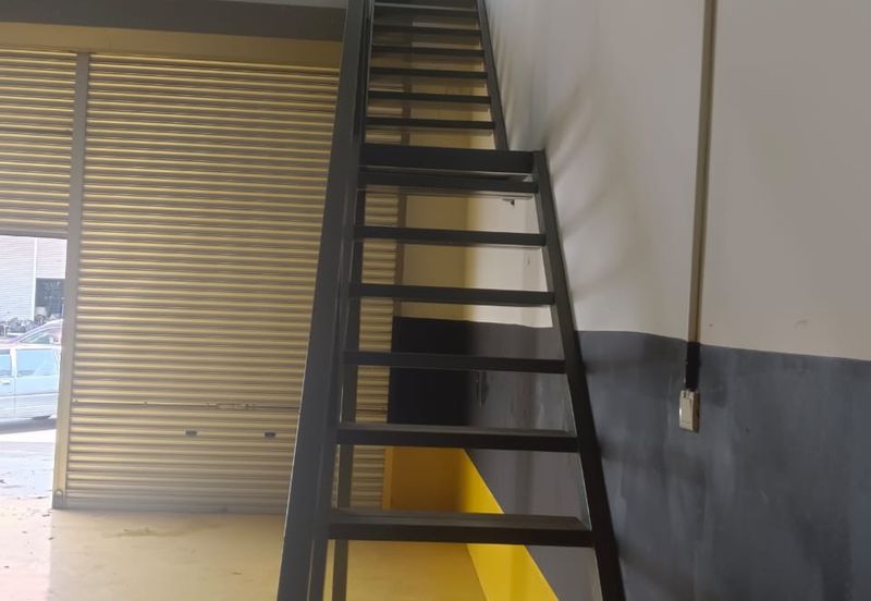 Super Cheap 1.5 Storey Factory, Senawang, Negeri Sembilan