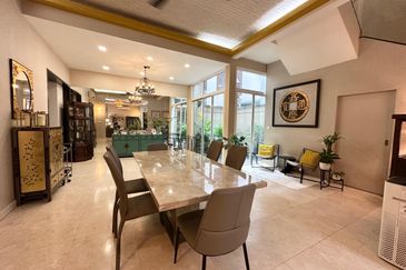 Super Cheap Corner 2.5 Storey Semi-D @ Duta Tropika, Mont Kiara