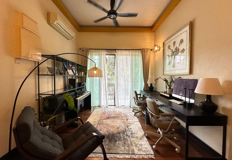 Super Cheap Corner 2.5 Storey Semi-D @ Duta Tropika, Mont Kiara