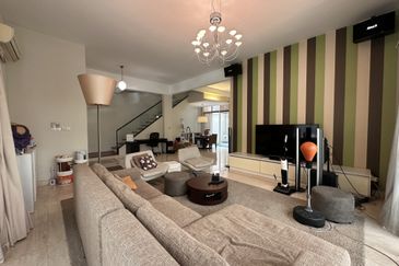 Super Cheap 2.5 Storey Semi-D @ Duta Tropika, KL