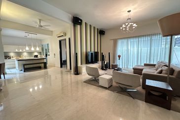 Super Cheap 2.5 Storey Semi-D @ Duta Tropika, KL