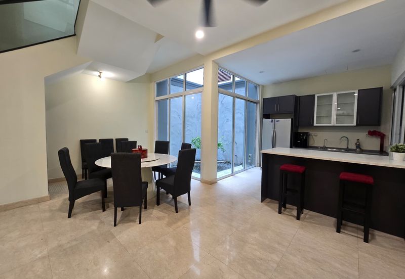 Super Cheap Cluster 3 Storey Semi-D @ Duta Tropika, Publika