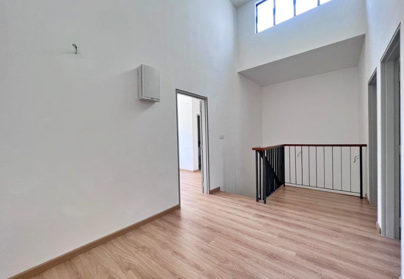 Super Cheap Double Storey Terrace @ Avenue 3, Bandar Tun Hussein Onn