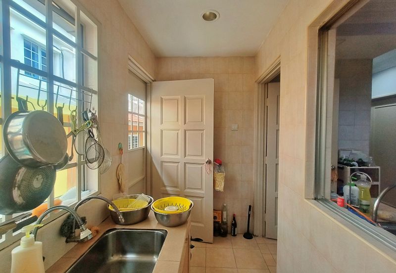 Super Cheap Fully Extended 3 Storey Terrace House @ Bukit Segar Jaya 1