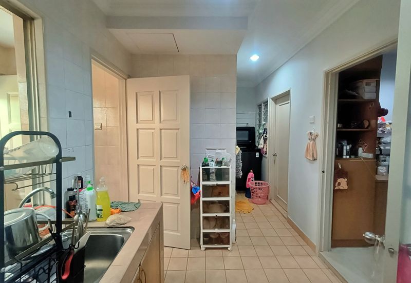 Super Cheap Fully Extended 3 Storey Terrace House @ Bukit Segar Jaya 1