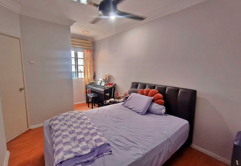Super Cheap Fully Extended 3 Storey Terrace House @ Bukit Segar Jaya 1