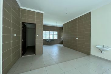 Super Cheap Brand New 3 Storey Bungalow @ Avenue 4, Bandar Tun Hussein Onn