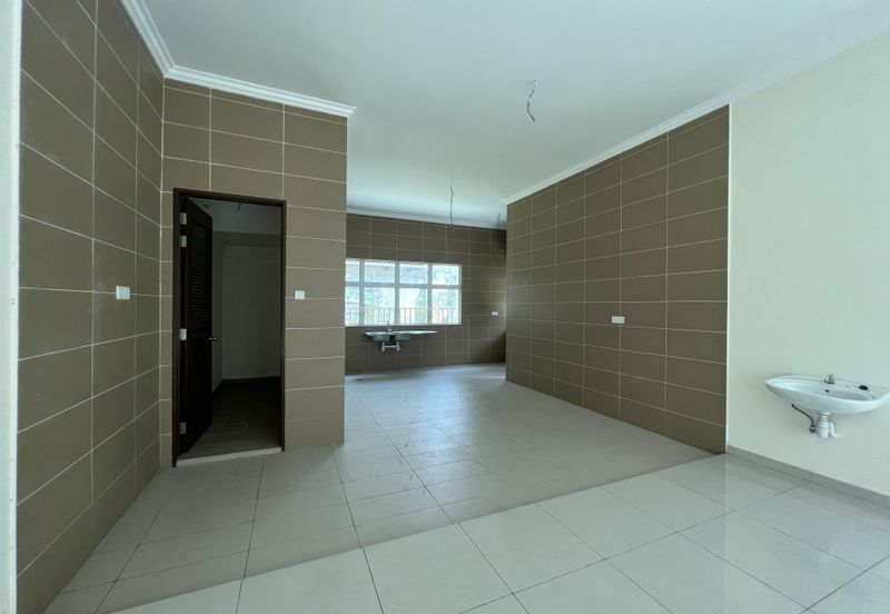 Super Cheap Brand New 3 Storey Bungalow @ Avenue 4, Bandar Tun Hussein Onn