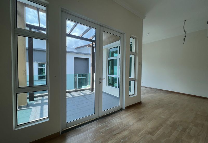 Super Cheap Brand New 3 Storey Bungalow @ Avenue 4, Bandar Tun Hussein Onn