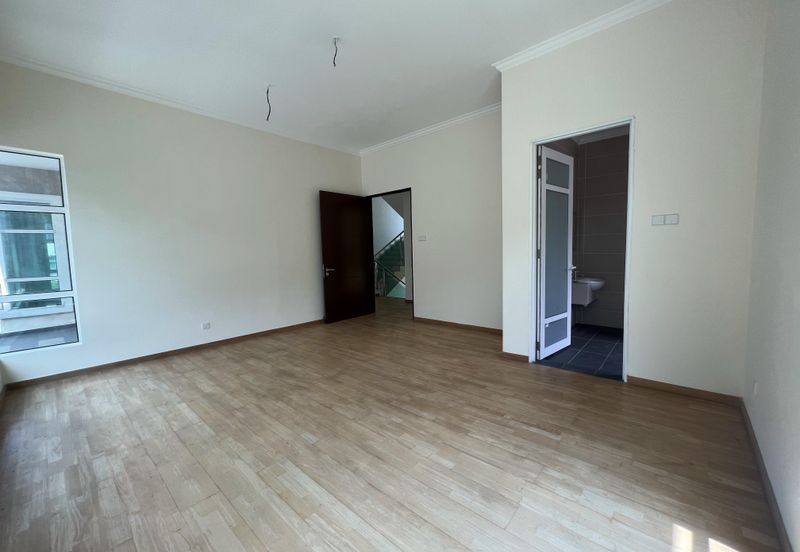 Super Cheap Brand New 3 Storey Bungalow @ Avenue 4, Bandar Tun Hussein Onn