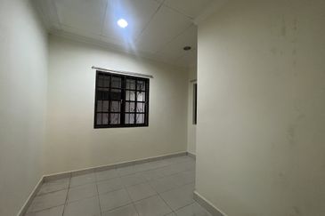 Bandar Tun Hussein Onn