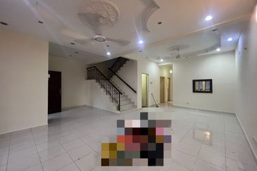 Bandar Tun Hussein Onn