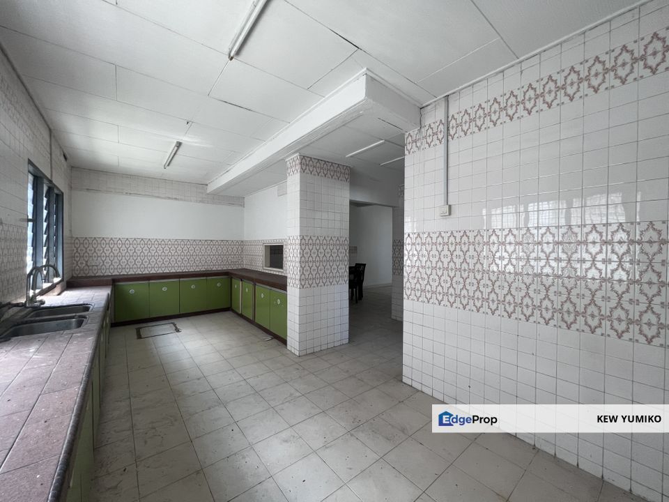 Super Cheap End Lot 2 Storey Terrace @ Taman Sri Bahtera, Kuala Lumpur, Cheras