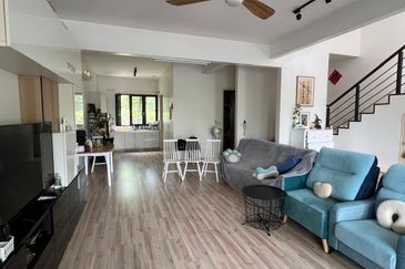 Andana Villa @ D'Alpinia