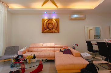 Super Cheap Renovated 2 Storey Terrace @ Ampang Saujana, Ampang