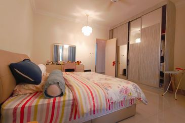 Super Cheap Renovated 2 Storey Terrace @ Ampang Saujana, Ampang