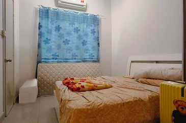 Super Cheap Renovated 2 Storey Terrace @ Ampang Saujana, Ampang