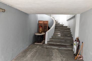 Super Cheap Renovated 2 Storey Semi-D @ SS22A, Damansara Jaya, Petaling Jaya