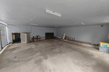 Super Cheap Renovated 2 Storey Semi-D @ SS22A, Damansara Jaya, Petaling Jaya