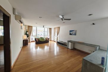 Super Cheap Renovated 2 Storey Semi-D @ SS22A, Damansara Jaya, Petaling Jaya