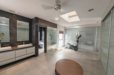 Super Cheap Renovated 2 Storey Semi-D @ SS22A, Damansara Jaya, Petaling Jaya