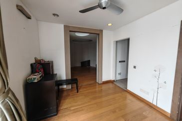 Super Cheap Renovated 2 Storey Semi-D @ SS22A, Damansara Jaya, Petaling Jaya