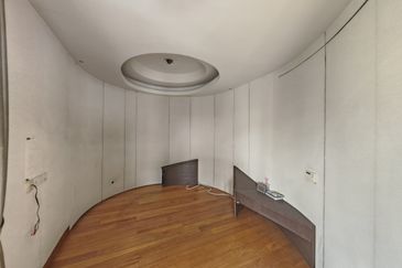 Super Cheap Renovated 2 Storey Semi-D @ SS22A, Damansara Jaya, Petaling Jaya