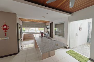 Super Cheap Renovated 2 Storey Semi-D @ SS22A, Damansara Jaya, Petaling Jaya